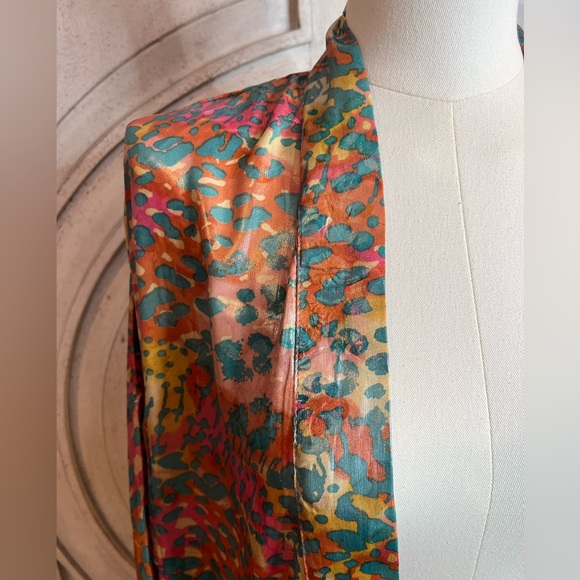 Multicolor Satin Robe - Picture 5 of 10